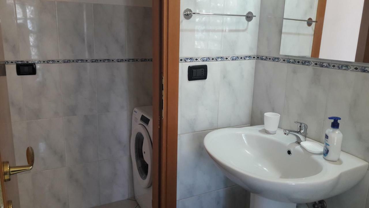 Residenza Leonarda Apartment Vado Ligure Luaran gambar